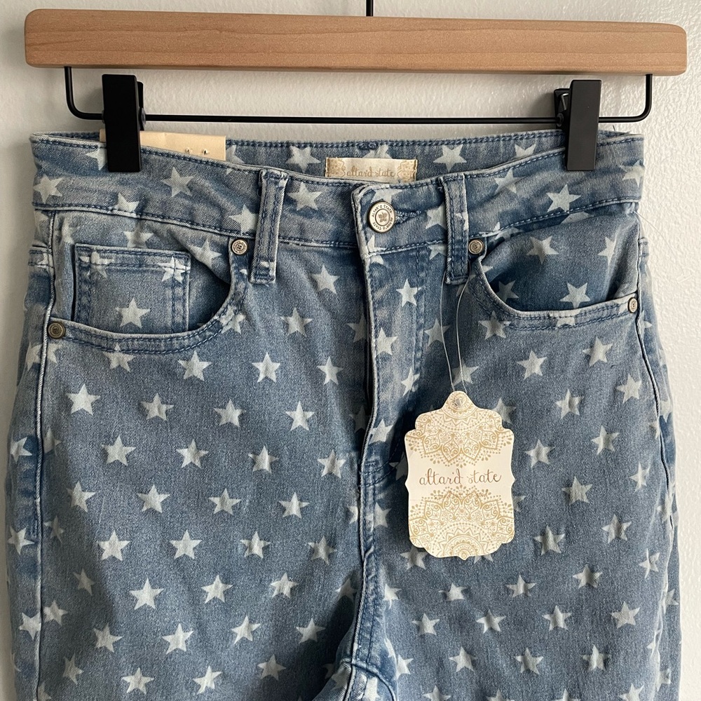 Altar’d State Star Power Flare Jeans Wide Leg - Picture 5 of 6